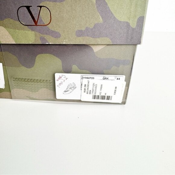 VALENTINO ROCKRUNNER CAMO SNEAKER Fondant, Ivory, Light Camel & Nero - Picture 9 of 9